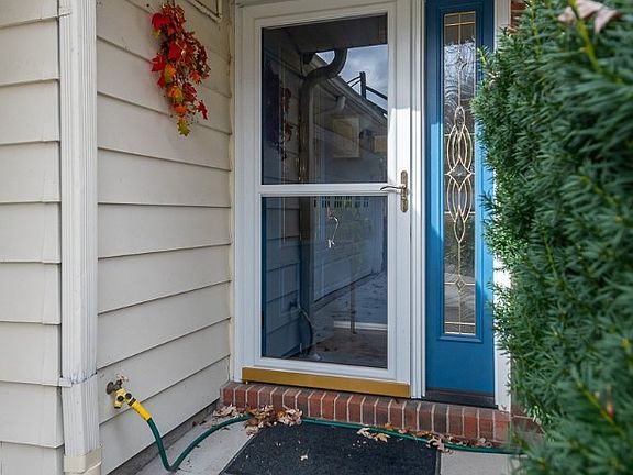 4th image of 26492 Sudbury Dr