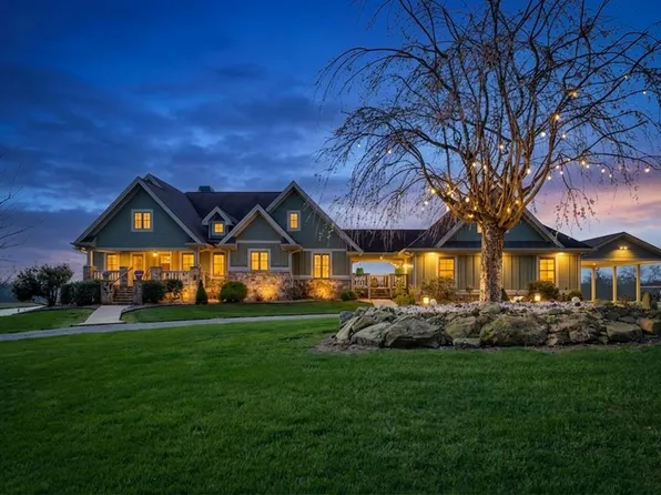 1201 Bridle Trl, Spencer, TN 38585