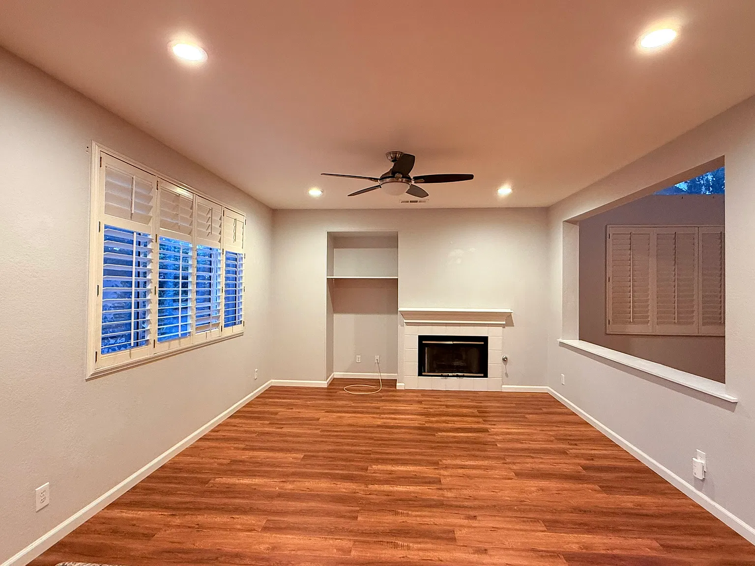 3 bed, 2.5 bath, 1997 sqft, $3,400 — Photo 4