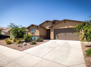 548 W Chapawee Trl, San Tan Valley, AZ 85140
