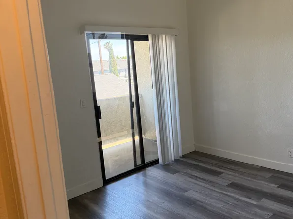 1080 Temple Ave, Long Beach, CA