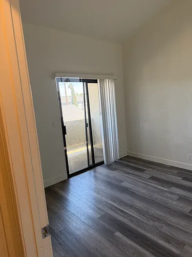 1080 Temple Ave #203 Photo 1