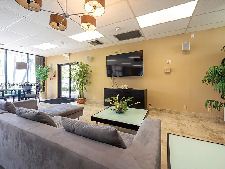 1901 N Ocean Blvd #7E — Photo 40