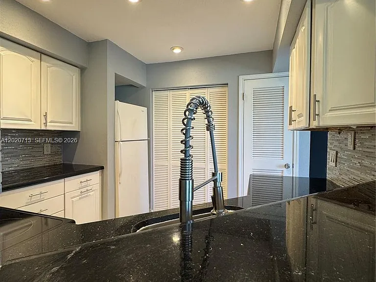 2301 NW 33rd St #107 — Photo 21