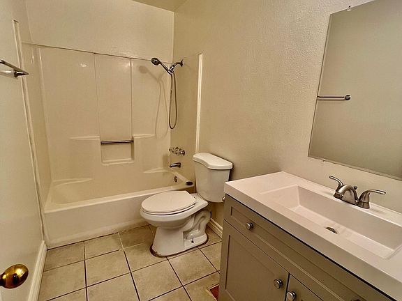 5th image of 1415 Prospect Ave #G