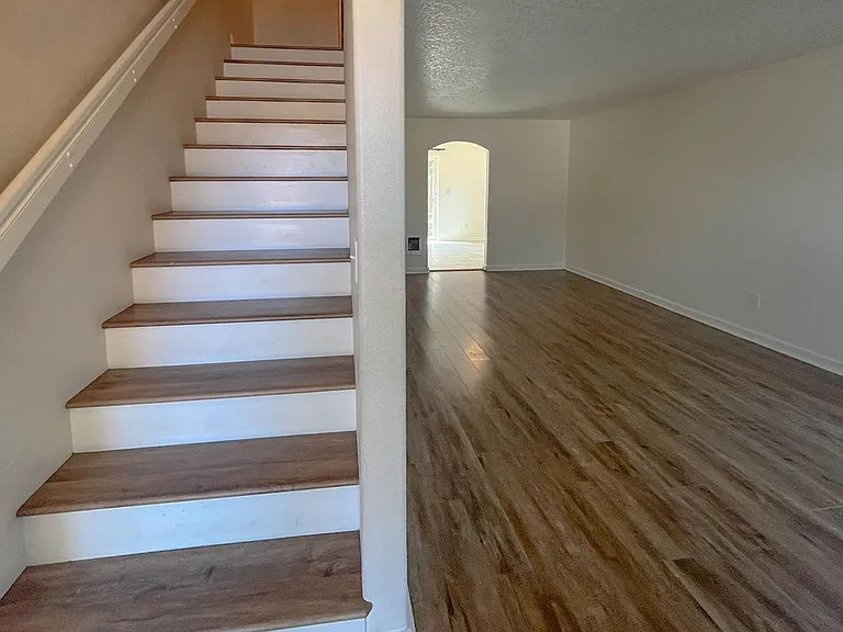 6431 SE 83rd Ave — Photo 6