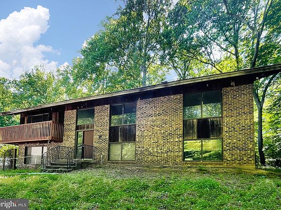 2nd image of 8301 Knights Forest Dr