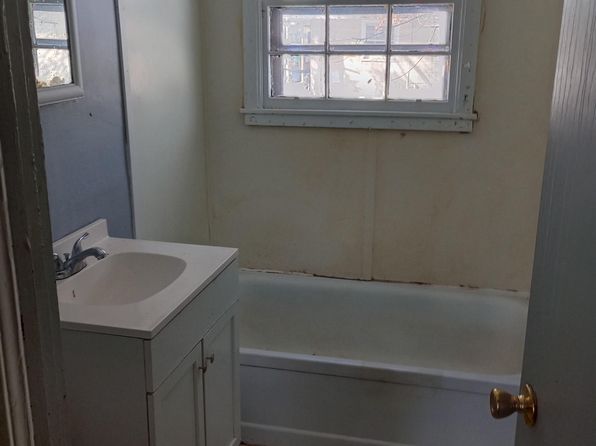 wichita-kansas-443609268 picture