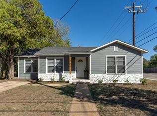 1700 Panhandle St, Denton, TX 76201