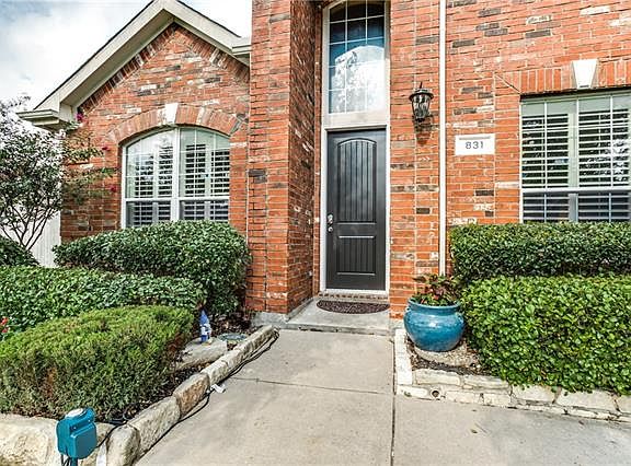 2nd image of 831 Brittany Way