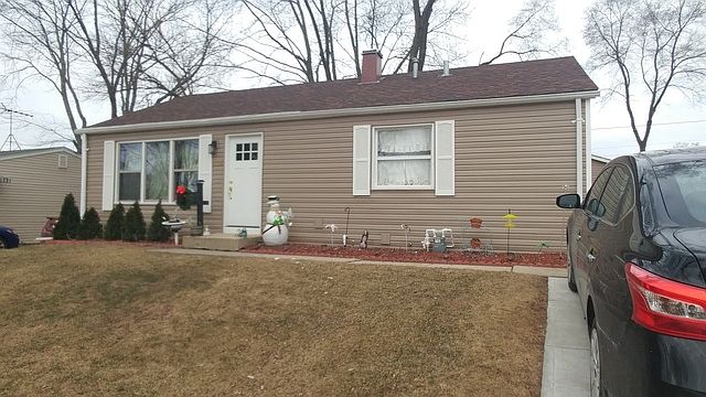 1st image of 334 Tee Ln