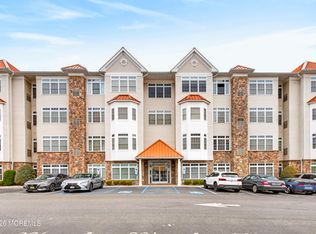 102 E Elizabeth Ave APT 303, Linden, NJ 07036
