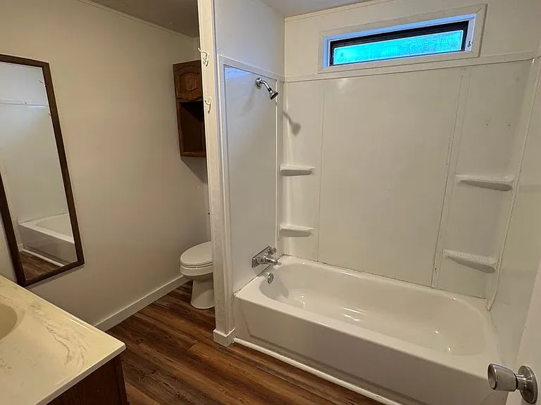 91 NE Darrell Ave — Photo 8