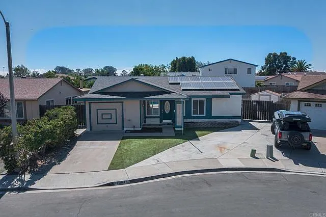 10918 Whitehall Cir