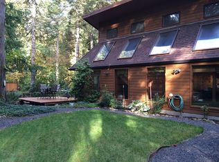 69169 E Barlow Trail Rd, Rhododendron, OR 97049