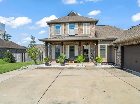349 Cedar Creek Dr, Madisonville, LA 70447