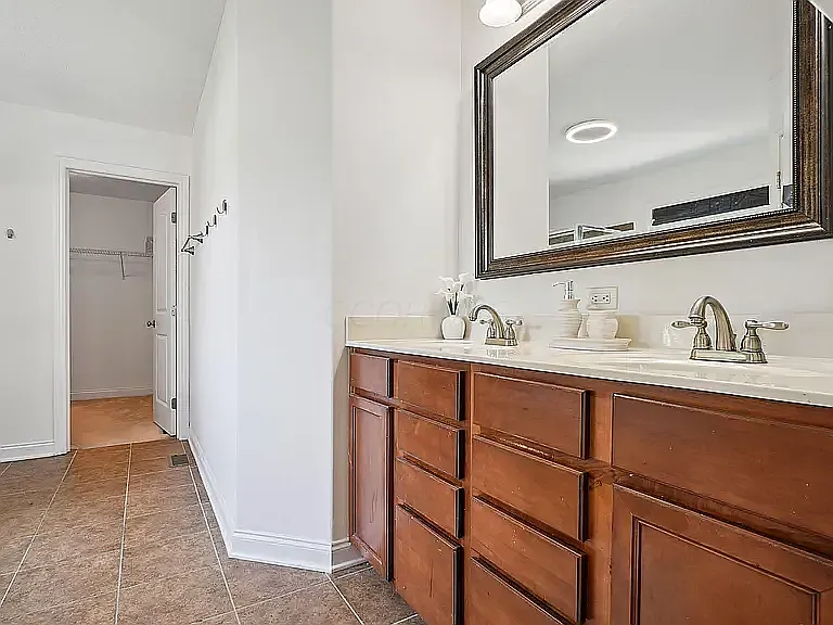 140 Andiron Dr — Photo 14