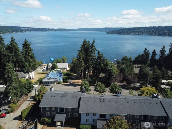 4171 W Lake Sammamish Parkway SE #A301, Bellevue, WA 98008