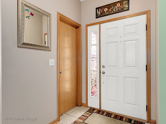 2nd image of 1115 Stonecrop Ln