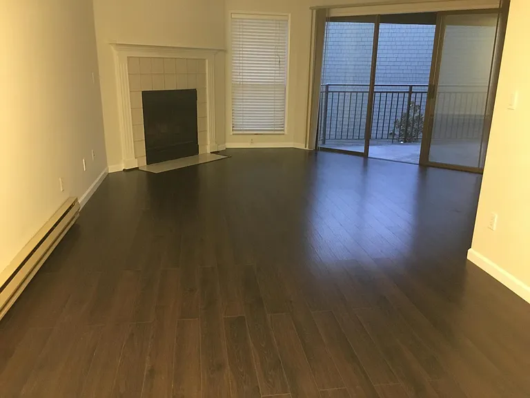 5602 SW Riverside Ln #5 — Photo 2