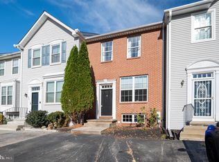 308 Palmerston Ct, Newark, DE 19702