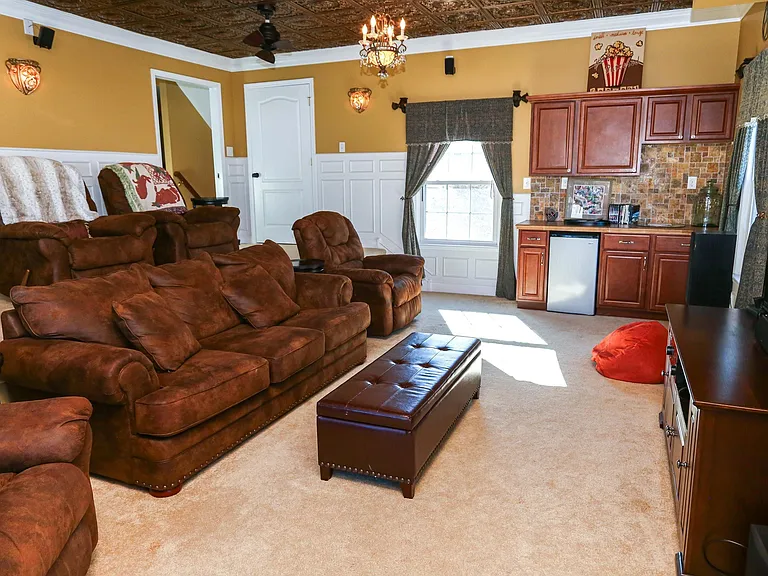 5216 Waterview Dr — Photo 40