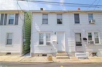 1st image of 1534 Poplar St