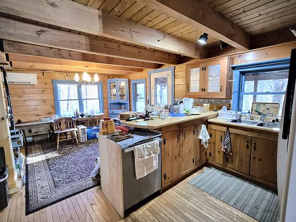 5th image of 197 Franklin Road