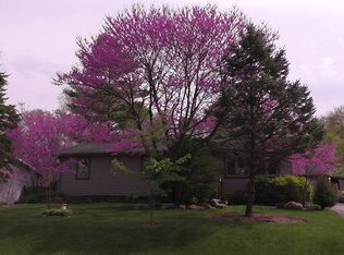 2115 Evergreen Ave, Fox River Grove, IL 60021