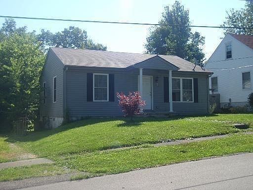 1st image of 213 Elmwood Dr