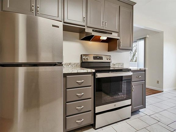 4th image of 7100 Rainbow Dr APT 34