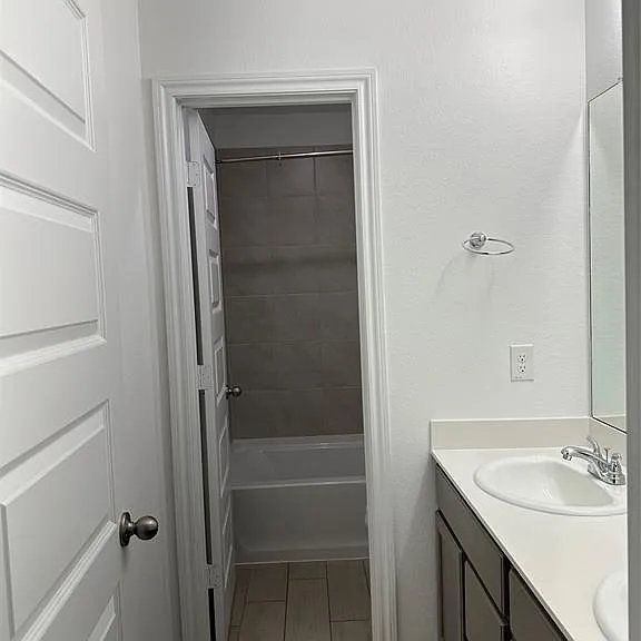 3004 Baneberry Ln #43 — Photo 1