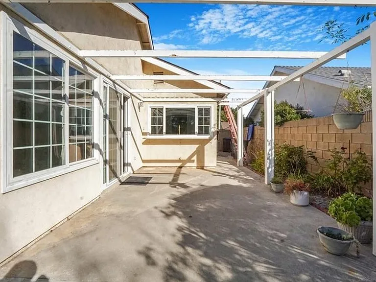 24121 El Tiradore Cir — Photo 13