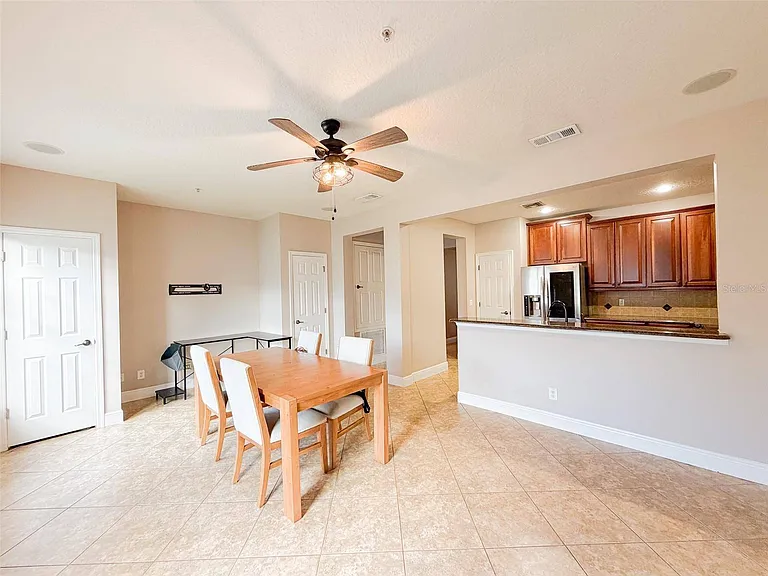 5489 Baldwin Park St — Photo 11