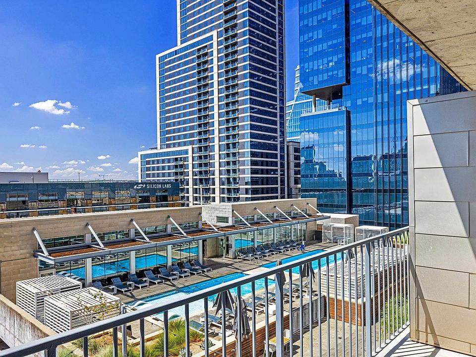 On2nd_amenity_pool view