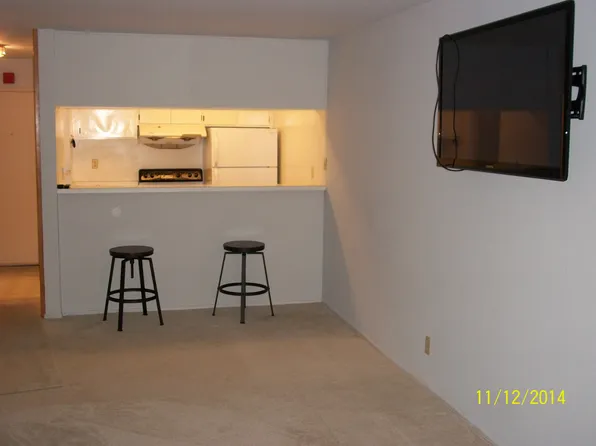 1551 Southgate Ave APT 142, Daly City, CA 94015