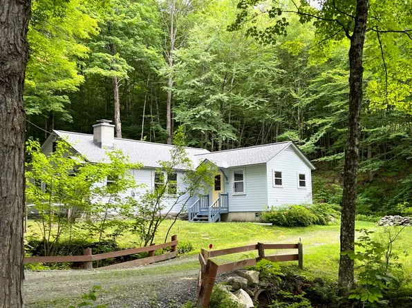 192 Howe Farm Road, Jamaica, VT 05343