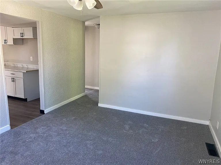 21 Chapman Pl — Photo 5