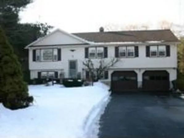 24 Riverview Dr, Suffield, CT 06078