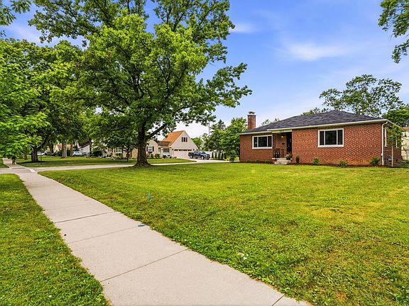 5th image of 3213 Mountview Rd