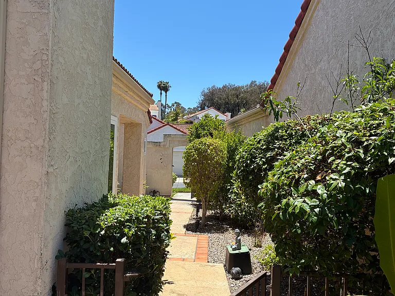 12132 Caddy Row — Photo 2