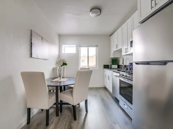 1074 E Market St, 1080 E Market St APT 5, Long Beach, CA 90805