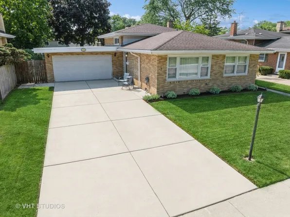 3028 Sunnyside Ave, Westchester, IL 60154