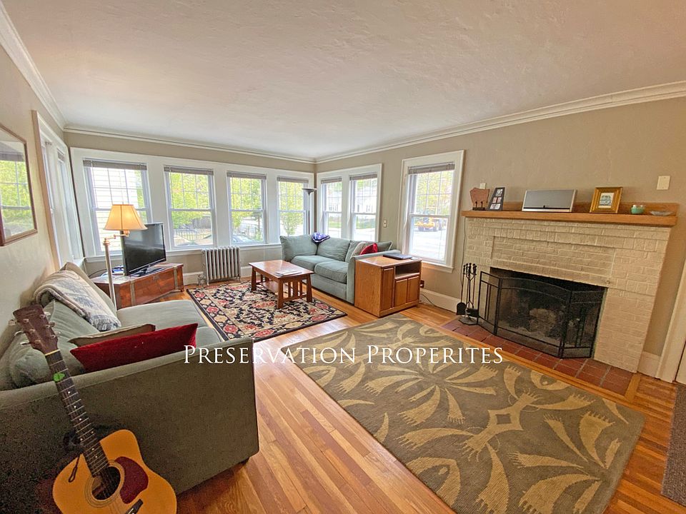 1st image of 331 Lowell Ave
