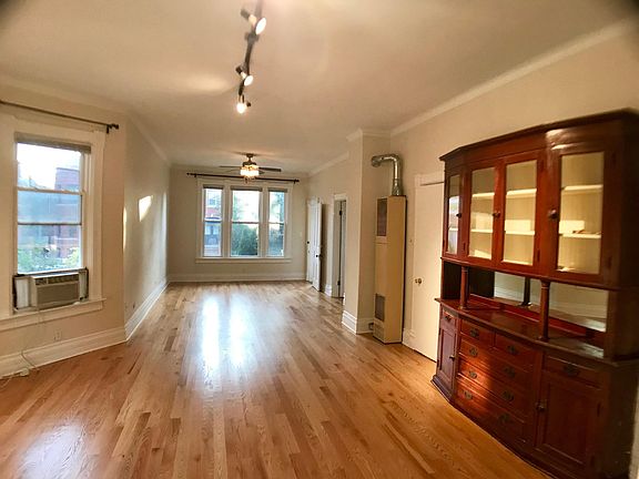 2nd image of 2437 N Rockwell St #2