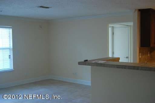 3rd image of 7043 Deer Lodge Cir Unit 103