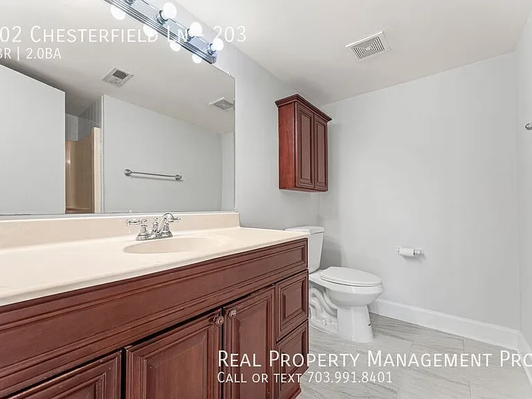 202 Chesterfield Ln #203 — Photo 16