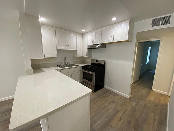 2nd image of 405 Ivy St APT 105