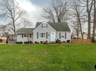 7556 Southland Rd, Mentor On The Lake, OH 44060