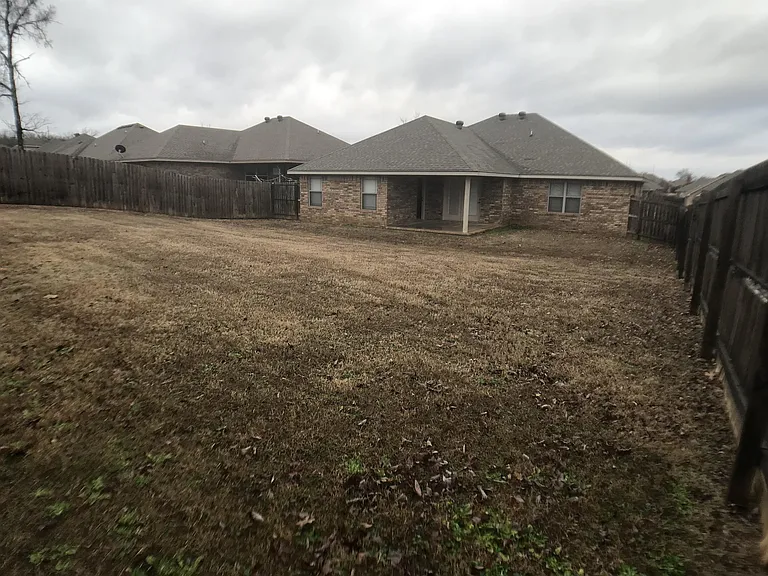 6105 Red Cedar Cir — Photo 22